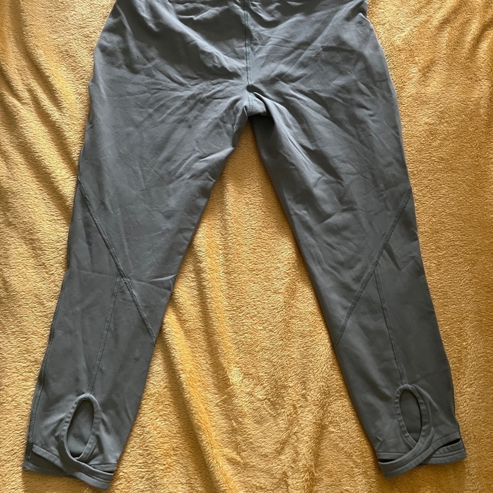 Lole cropped leggings with loop detail on sides khaki shade size large